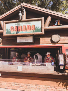 Your Ultimate Guide to 2019 Epcot International Food & Wine Festival! Everything you need to know to have the best time eating and drinking around the world. Favorite dishes, special events, Eat to the Beat concert series, and the best tips and tricks! #epcot #foodandwine #foodandwinefestival #epcotfoodandwine #2019foodandwine Tips for 2019 Epcot Food & Wine Festival | Tips for Epcot International Food & Wine Festival | Planning for Epcot Food & Wine | 2019 tips and tricks food and wine