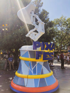 Why you will fall in love with Disneyland, all of the best things around the park (especially the food), and the reason why this park is so important to Disney history! #Disneyland #Disney #CaliforniaAdventure #disneyparks Disneyland Tips | Disneyland Photography | California Adventure | Disneyland Pictures | Disneyland Planning | Disneyland Food | DLR | Disneyland for Adults | Lamplight Lounge | Disney Parks | Disneyland Resort | Disney Food | Disney Resorts | Disneyland California | DCA