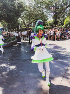 Why you will fall in love with Disneyland, all of the best things around the park (especially the food), and the reason why this park is so important to Disney history! #Disneyland #Disney #CaliforniaAdventure #disneyparks Disneyland Tips | Disneyland Photography | California Adventure | Disneyland Pictures | Disneyland Planning | Disneyland Food | DLR | Disneyland for Adults | Lamplight Lounge | Disney Parks | Disneyland Resort | Disney Food | Disney Resorts | Disneyland California | DCA