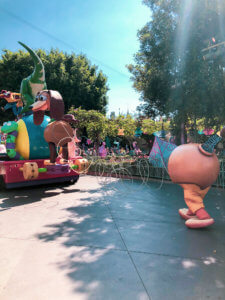 Why you will fall in love with Disneyland, all of the best things around the park (especially the food), and the reason why this park is so important to Disney history! #Disneyland #Disney #CaliforniaAdventure #disneyparks Disneyland Tips | Disneyland Photography | California Adventure | Disneyland Pictures | Disneyland Planning | Disneyland Food | DLR | Disneyland for Adults | Lamplight Lounge | Disney Parks | Disneyland Resort | Disney Food | Disney Resorts | Disneyland California | DCA