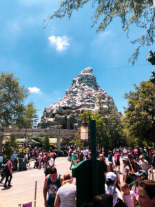 Why you will fall in love with Disneyland, all of the best things around the park (especially the food), and the reason why this park is so important to Disney history! #Disneyland #Disney #CaliforniaAdventure #disneyparks Disneyland Tips | Disneyland Photography | California Adventure | Disneyland Pictures | Disneyland Planning | Disneyland Food | DLR | Disneyland for Adults | Lamplight Lounge | Disney Parks | Disneyland Resort | Disney Food | Disney Resorts | Disneyland California | DCA