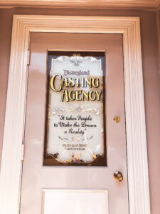 Why you will fall in love with Disneyland, all of the best things around the park (especially the food), and the reason why this park is so important to Disney history! #Disneyland #Disney #CaliforniaAdventure #disneyparks Disneyland Tips | Disneyland Photography | California Adventure | Disneyland Pictures | Disneyland Planning | Disneyland Food | DLR | Disneyland for Adults | Lamplight Lounge | Disney Parks | Disneyland Resort | Disney Food | Disney Resorts | Disneyland California | DCA