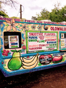 What it was like to explore Lahaina, Maui including shopping, things to do, best places to eat, and even a little trip on a submarine... #lahaina #maui #hawaii #hawaiitrip Lahaina Maui | Hawaii Travel | Maui Hawaii | Hawaii Vacation | Hawaii Honeymoon | Things to do in Hawaii | Things to do in Maui | Things to do in Lahaina | Maui Vacation | Lahaina Maui restaurants | Lahaina Maui Activities | Lahaina Maui Shopping | Honeymoon Destination | Places to Honeymoon | Best Place to Honeymoon