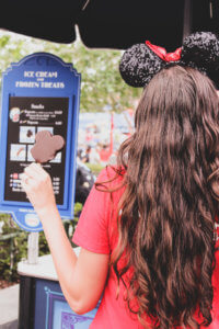 How to have the most perfect day at the Magic Kingdom in Walt Disney World (including an entire schedule)! The best quick-service dining, when to ride each attraction, and some secret Disney experiences you may not know about! #magickingdom #disneyworld #disneytips Magic Kingdom | Disney World | Walt Disney World | Disney World Florida | Disney Tips | Disney Vacation | Florida Vacation | Disney Parks | WDW | Things to do in Magic Kingdom | One day in magic kingdom | Magic kingdom itinerary