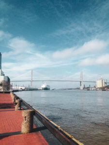 Live oak trees with spanish moss, cobblestone streets, carriage rides, and ghost tours are just a few of the things this charming coastal town has to offer | Savannah | Savannah Georgia | Things to Do in Savannah Georgia | What to do in Savannah Georgia | Top 10 Things to Do in Savannah Georgia | Savannah GA #savannah #savannahgeorgia #thingstodo #riverstreet #georgia #savannahga #tybeeisland #tybee #coastalgeorgia #georgiacoast #vacation #travel #trip #springbreak #summer #traveltips #beach