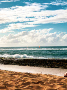 The beautiful coastal town of Paia sits along the North Shore of Maui, mixing hip surf culture and exotic jungle living with the Road to Hana beginning in this little town. In Paia, you will find the best beach in Maui with sea turtles and windsurfing, shops, boutiques, and unique restaurants. #maui #paia #hawaii #seaturtle Paia | Maui | Hawaii | Things to do in Paia | Things to do in Maui | Where to go in Maui | Sea turtles in maui | Things to do in hawaii | where to go in hawaii | Road to Hana