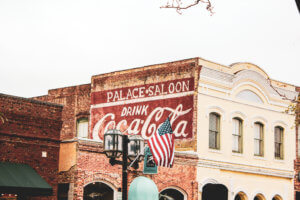 This coastal town just miles south of the Georgia-Florida border line has so much to do including watching sea turtle hatchlings go out to sea, car shows, festivals, and over 90 restaurants! Things to Do in Amelia Island Florida | Where to Stay in Amelia Island | Guide to Amelia Island | Amelia Island Vacation | Fernandina Beach Florida | Where to eat in Amelia Island | Where to visit in florida | Florida vacation | Beach Vacation #florida #ameliaisland #vacation #floridavacation #beachvacay