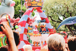 Everything you need to know about Disney's Festival of Fantasy parade including best viewing spots, parade route, and timing! #disney #disneyworld #waltdisneyworld #wdw #magickingdom #festivaloffantasy #magickingdomparade #fofparade #disneytips Festival of Fantasy | Disney Parade | Disney Tips | Disney advice | Disney hacks | Disney world | Walt Disney World | WDW | disney shows | Disney Magic Kingdom | Magic kingdom things to do | Magic kingdom day parade | where to watch magic kingdom parade