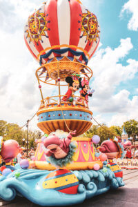 Everything you need to know about Disney's Festival of Fantasy parade including best viewing spots, parade route, and timing! #disney #disneyworld #waltdisneyworld #wdw #magickingdom #festivaloffantasy #magickingdomparade #fofparade #disneytips Festival of Fantasy | Disney Parade | Disney Tips | Disney advice | Disney hacks | Disney world | Walt Disney World | WDW | disney shows | Disney Magic Kingdom | Magic kingdom things to do | Magic kingdom day parade | where to watch magic kingdom parade