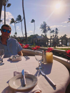 With five beaches, golf courses, stunning ocean views, award-winning restaurants, and shops, Wailea is the perfect vacation spot. Here is your ultimate guide to the Wailea area: from shopping, to things to do, to dining, and places to stay #wailea #maui #hawaii #hawaiitrip Wailea Maui | Grand Wailea | Hawaii vacation | Hawaii honeymoon |Maui vacation | Best place to honeymoon | honeymoon destination |Things to do in Maui | things to do in wailea |things to do in hawaii |Hawaii travel Maui Hawaii