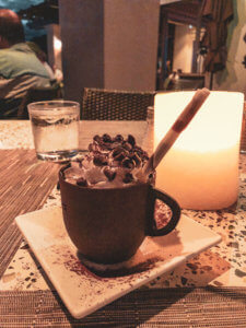 With five beaches, golf courses, stunning ocean views, award-winning restaurants, and shops, Wailea is the perfect vacation spot. Here is your ultimate guide to the Wailea area: from shopping, to things to do, to dining, and places to stay #wailea #maui #hawaii #hawaiitrip Wailea Maui | Grand Wailea | Hawaii vacation | Hawaii honeymoon |Maui vacation | Best place to honeymoon | honeymoon destination |Things to do in Maui | things to do in wailea |things to do in hawaii |Hawaii travel Maui Hawaii