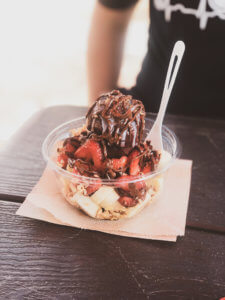 Located just 20 minutes north of the happiest place on earth, Winter Park is a charming town filled with world-class art museums, an upscale shopping district, fine-dining, sidewalk cafes, and luxury accomodations. This is your ultimate guide to Winter Park Florida! #vacation #travel #trip #springbreak #summer #traveltips #thingstodo #winterpark #florida #centralflorida #orlando #visitflorida #floridavacation #floridatrip Things to Do in Winter Park Florida | Things to do in Orlando Florida