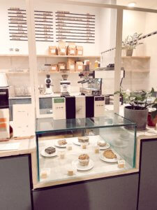 While Charlotte is most known for their breweries, coffee shops have increased in popularity in this diverse and creative city. From eclectic coffee shops to hole-in-the-wall neighborhood cafes, this is a guide to all of the best Charlotte coffee shops! Charlotte, North Carolina | Charlotte coffee | Charlotte NC | North Carolina coffee shops | NC coffee shops #charlottecoffee #charlottecoffeeshops #charlottenc | Hex Coffee | Not Just Coffee | Undercurrent coffee | Stablehand | Summit Coffee