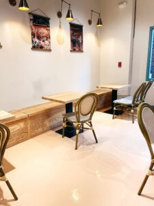 While Charlotte is most known for their breweries, coffee shops have increased in popularity in this diverse and creative city. From eclectic coffee shops to hole-in-the-wall neighborhood cafes, this is a guide to all of the best Charlotte coffee shops! Charlotte, North Carolina | Charlotte coffee | Charlotte NC | North Carolina coffee shops | NC coffee shops #charlottecoffee #charlottecoffeeshops #charlottenc | Hex Coffee | Not Just Coffee | Undercurrent coffee | Stablehand | Summit Coffee