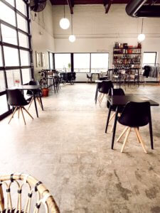 While Charlotte is most known for their breweries, coffee shops have increased in popularity in this diverse and creative city. From eclectic coffee shops to hole-in-the-wall neighborhood cafes, this is a guide to all of the best Charlotte coffee shops! Charlotte, North Carolina | Charlotte coffee | Charlotte NC | North Carolina coffee shops | NC coffee shops #charlottecoffee #charlottecoffeeshops #charlottenc | Hex Coffee | Not Just Coffee | Undercurrent coffee | Stablehand | Summit Coffee