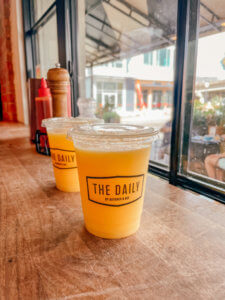 The charming Southern town of Charleston does not disappoint when it comes to their unique and charming coffee shops. There are many Charleston coffee shops, mostly located with the historic district, that provide all the charm the city has to offer, while also serving incredible coffee. #charleston #southcarolina #charleston #coffeeshops #charlestoncoffee | Do as Dreamers Do