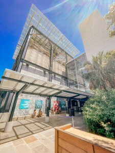 The Ultimate Guide to Charleston, South Carolina - Do as Dreamers Do | The historic, charming town of Charleston is known for its unique architecture, incredible food, rich history, and beauty. #charleston #charlestonsc #charlestonrestaurants #travel guides Charleston South Carolina | Charleston SC | Charleston Travel Guide | Guide to Charleston | Charleston Restaurants | Things to do in Charleston | Where to Stay in Charleston | a weekend in Charleston | south carolina travel | southeast travel 