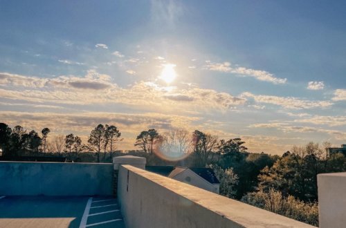 Sharing my Friday Favorites for the week of 03/18/22! My Friday favorites include Hokas, the library, Garden City by John Mark Comer, Celsius, teriyaki turkey bowls, Survivor, new podcasts and new playlists!